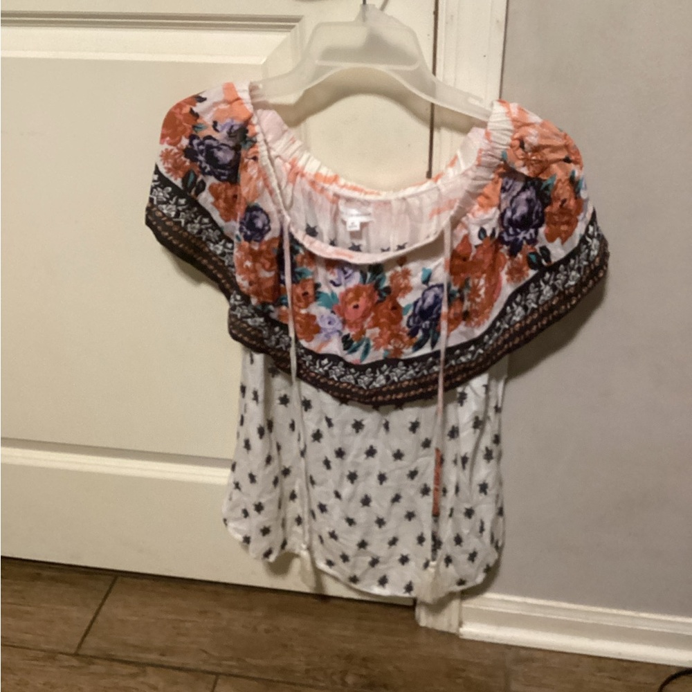 Chic Floral Off-Shoulder Blouse